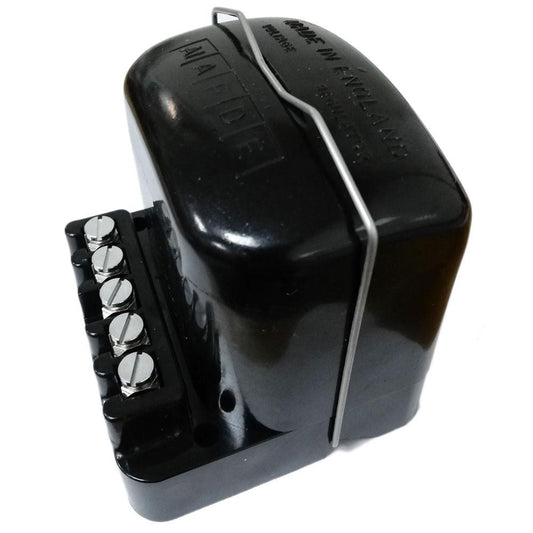 Remax Dynamo 12V Voltage Regulator 22 AMP Positive Earth Screw Terminal Replaces Lucas RB106,NCB100,LRC100 - Vroom Classics