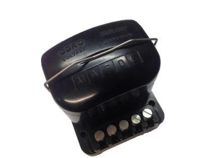 Remax Dynamo 12V Voltage Regulator 22 AMP Positive Earth Screw Terminal Replaces Lucas RB106,NCB100,LRC100 - Vroom Classics