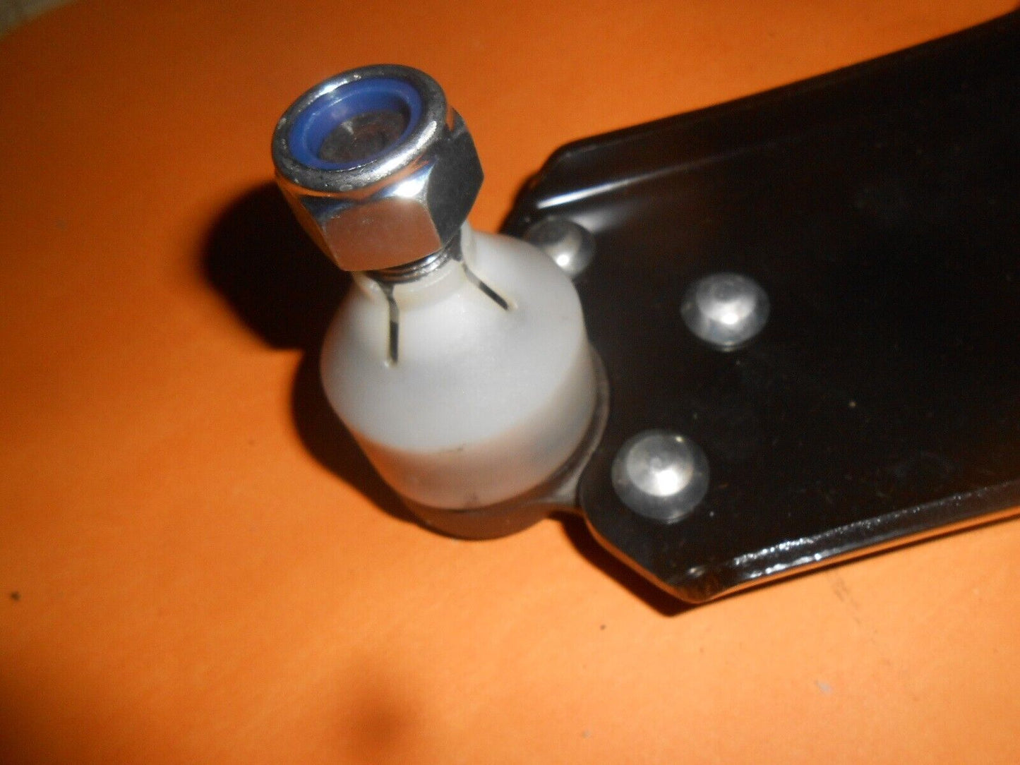 RENAULT LAGUNA (2001 - 2007) LOWER RIGHT WISHBONE SUSPENSION ARM - Vroom Classics