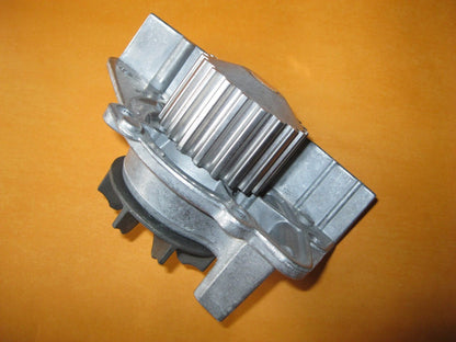 ROVER 218D,418D,418D Tourer(1993 - 2000) NEW WATER PUMP - QCP2944 - Vroom Classics