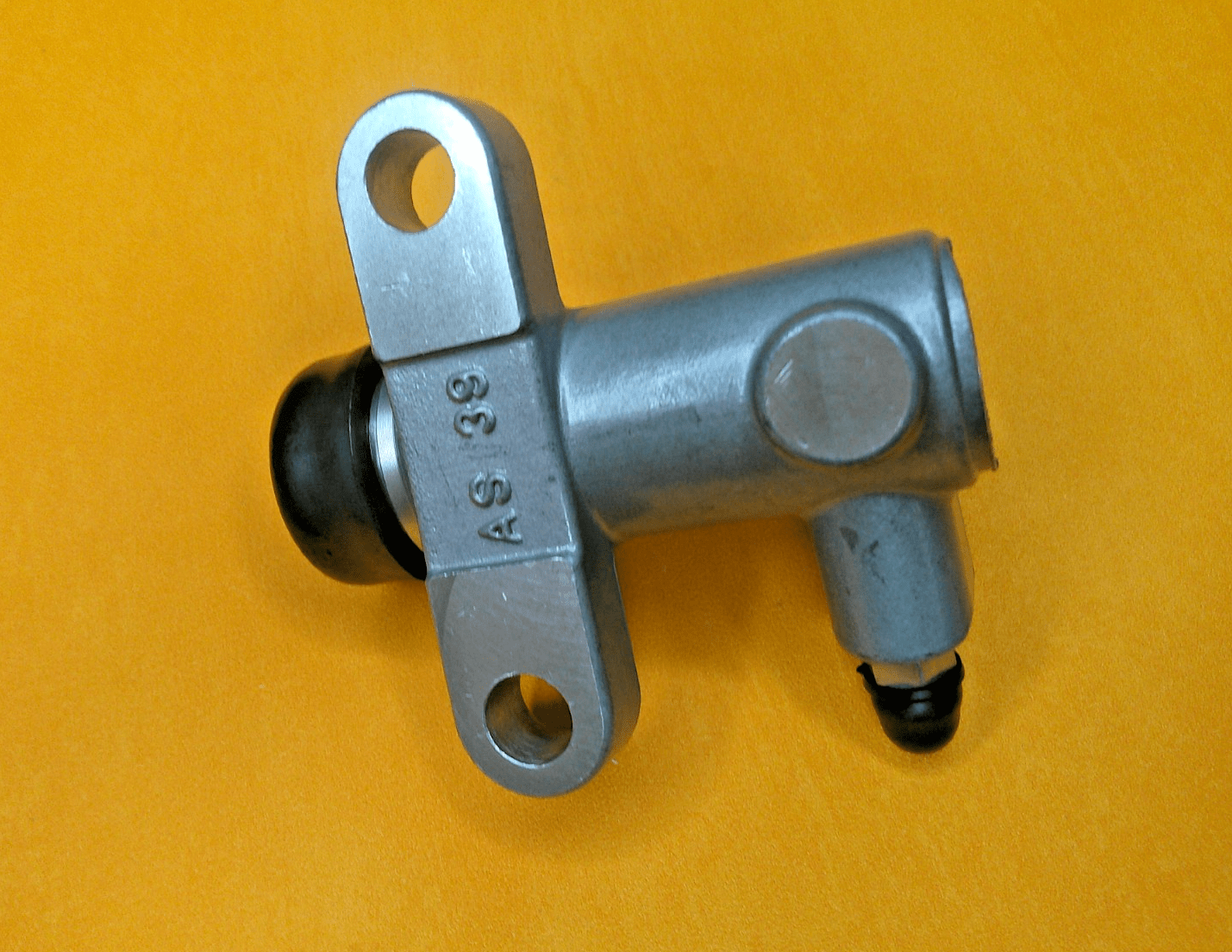 ROVER 3 Litre (1966 - 67) NEW CLUTCH SLAVE CYLINDER - Vroom Classics