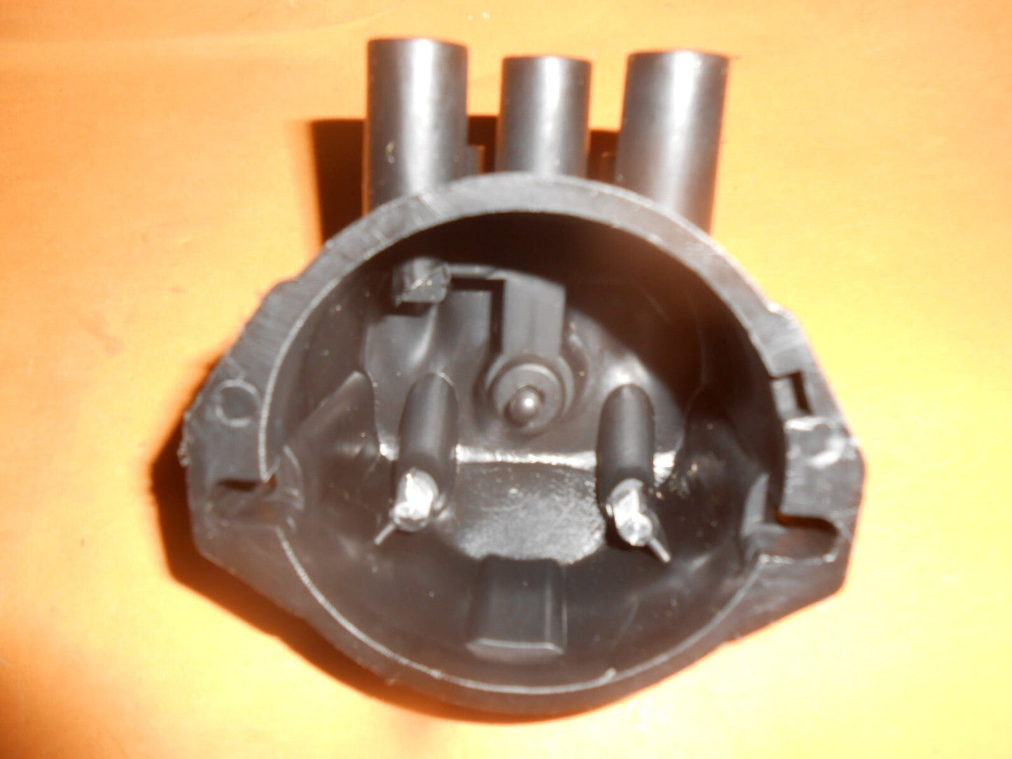 ROVER ITAL 1700, 2000 (1980 - 84) MORRIS MARINA 1700 NEW DISTRIBUTOR CAP - 44730 - Vroom Classics