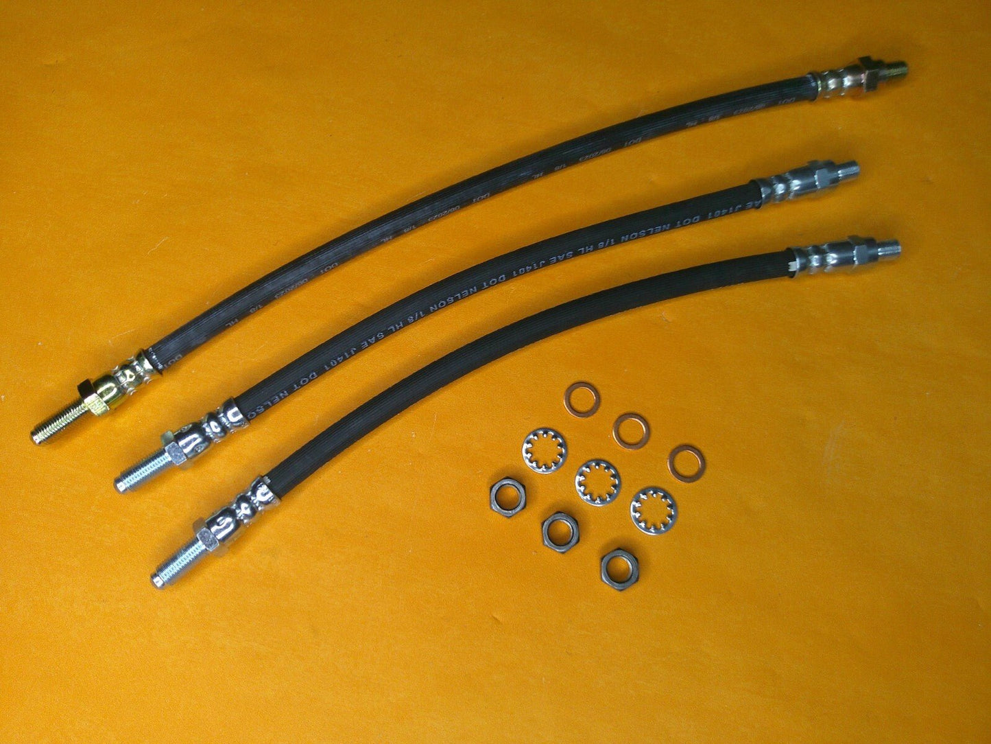 ROVER P5B 3.5 V8 (1967 - 1973) NEW FRONT BRAKE HOSES PAIR + REAR HOSE - Vroom Classics