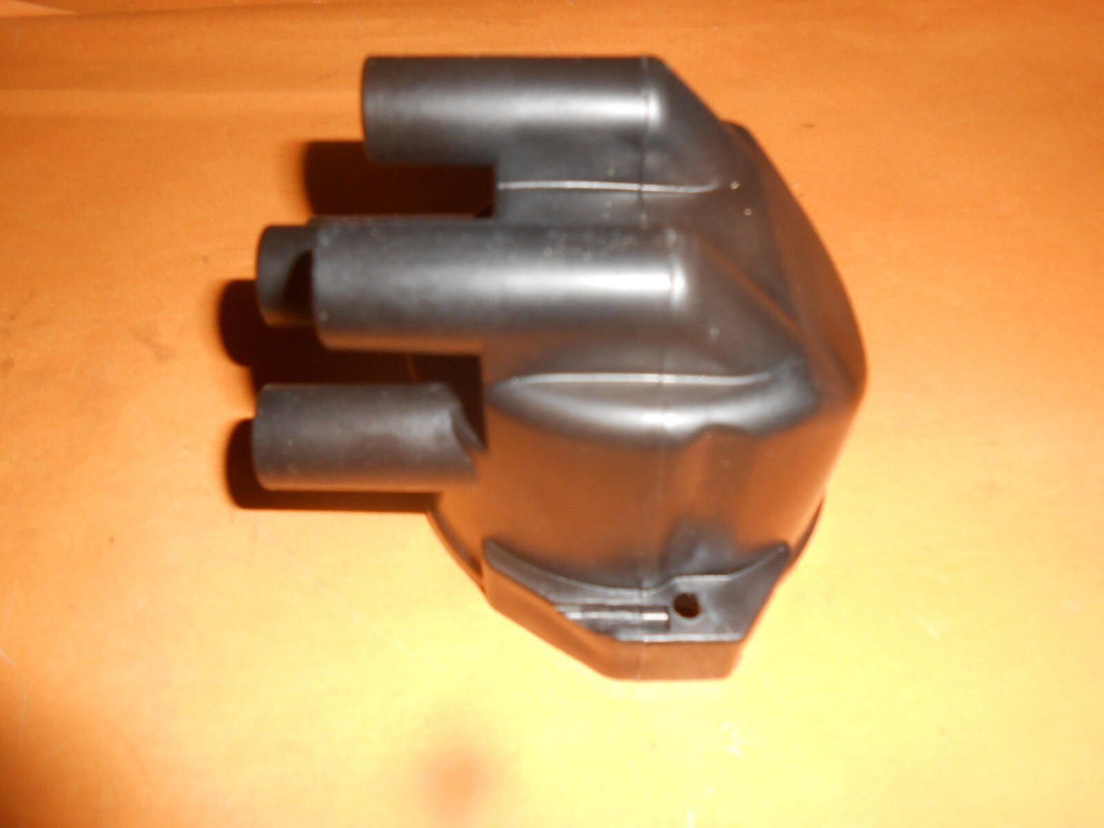 ROVER SD1 2000 (1982 - 84) NEW DISTRIBUTOR CAP - 44730 - Vroom Classics