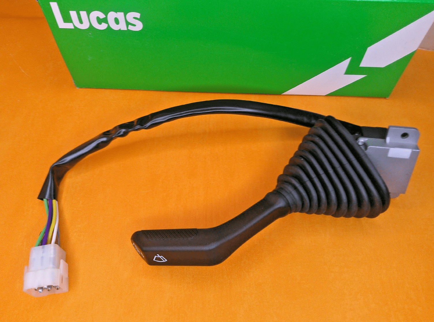 SCANIA 3 (1990 - 1996) STEERING COLUMN WIPER ARM SWITCH 201726 , 360247 - LUCAS - Vroom Classics