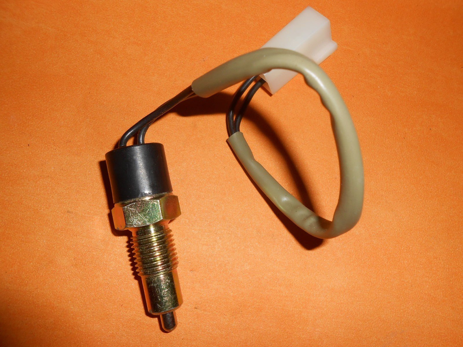 SEAT IBIZA,MALAGA,TERRA,MARABELLA NEW REVERSING LIGHT SWITCH - 54990 - Vroom Classics