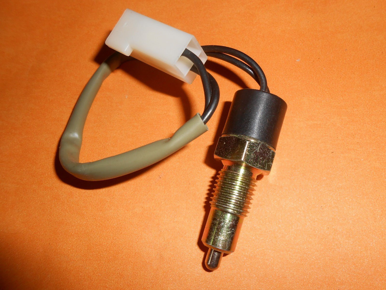 SEAT IBIZA,MALAGA,TERRA,MARABELLA NEW REVERSING LIGHT SWITCH - 54990 - Vroom Classics