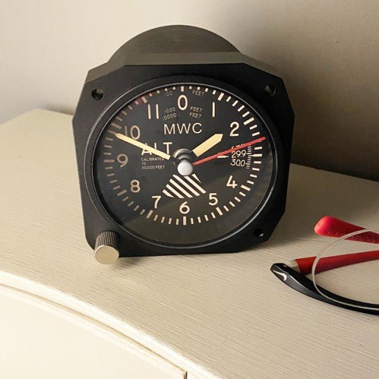 Small Altimeter Desk Clock Black - Vroom Classics