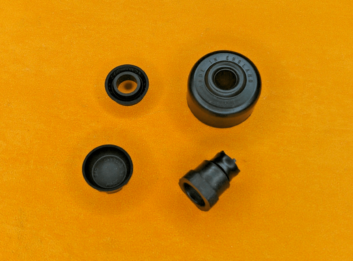 SUNBEAM ALPINE RAPIER (1966 - 76) 5/8" BRAKE MASTER CYLINDER REPAIR KIT - SSB795 - Vroom Classics