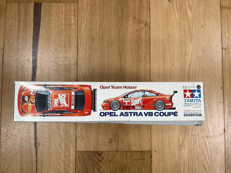 Tamiya Opel Astra V8 Coupe - 1/24 scale plastic model kit - Vroom Classics