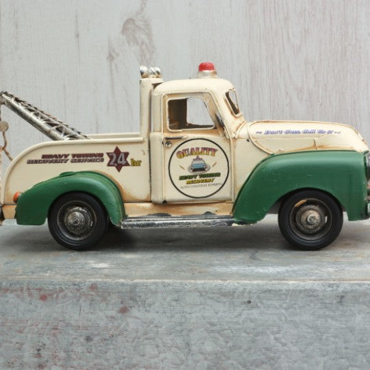 Tinplate Tow Truck