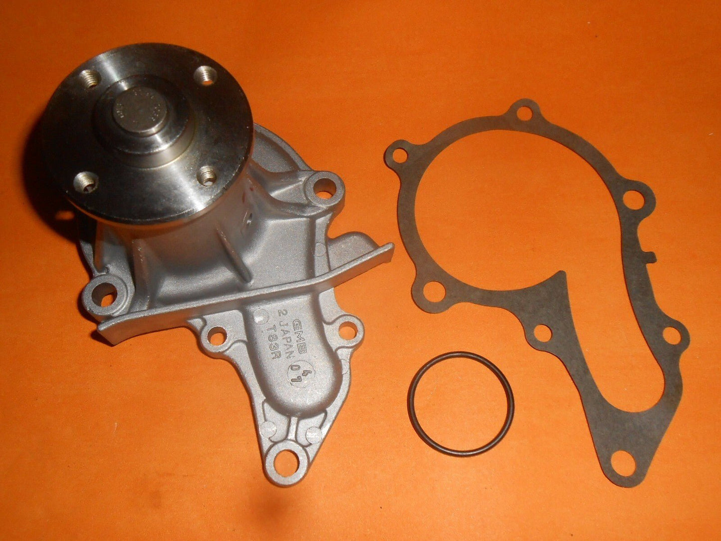 TOYOTA AVENSIS,COROLLA,CARINA,CELICA 1.6,1.6i (1990 - 2000)NEW WATER PUMP - T123029 - Vroom Classics