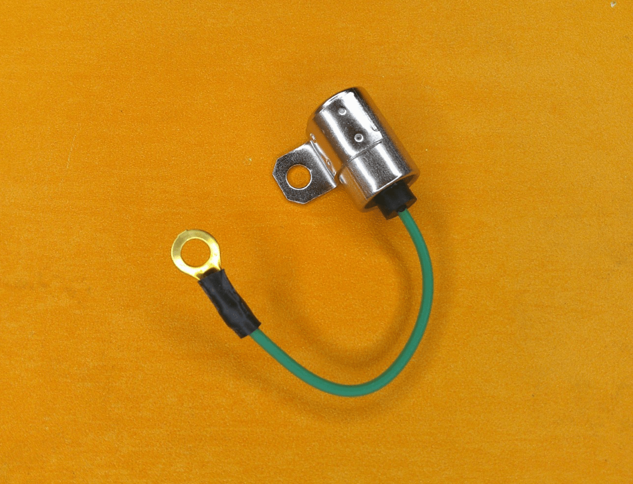 TOYOTA COROLLA 1.3,1.4,1.6 (1970 - 1983) NEW IGNITION CONDENSER - 33970 - Vroom Classics