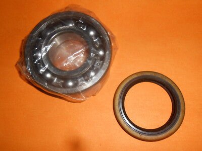 TOYOTA HI - ACE(1971 - 77)TOYOTA HI - LUX(1972 - 90) REAR WHEEL BEARING KIT - QWB356 - Vroom Classics