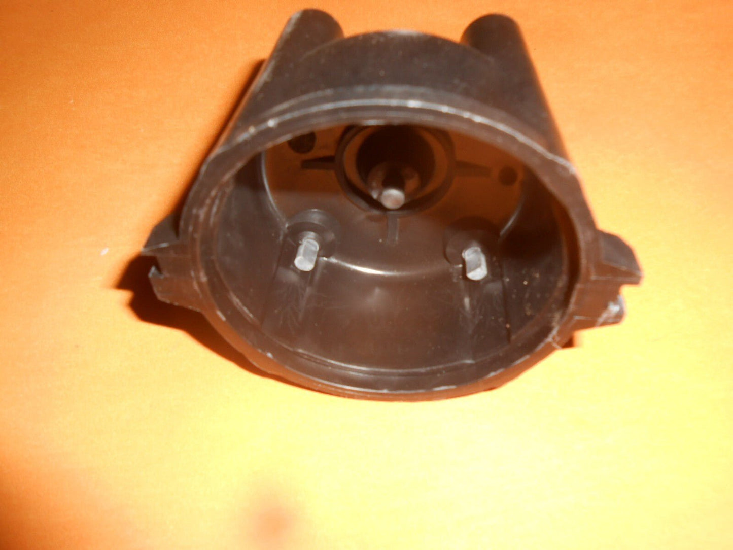 TOYOTA TERCEL 1.3, 1.5, 4WD (1979 - 88) NEW DISTRIBUTOR CAP - XD176 - Vroom Classics