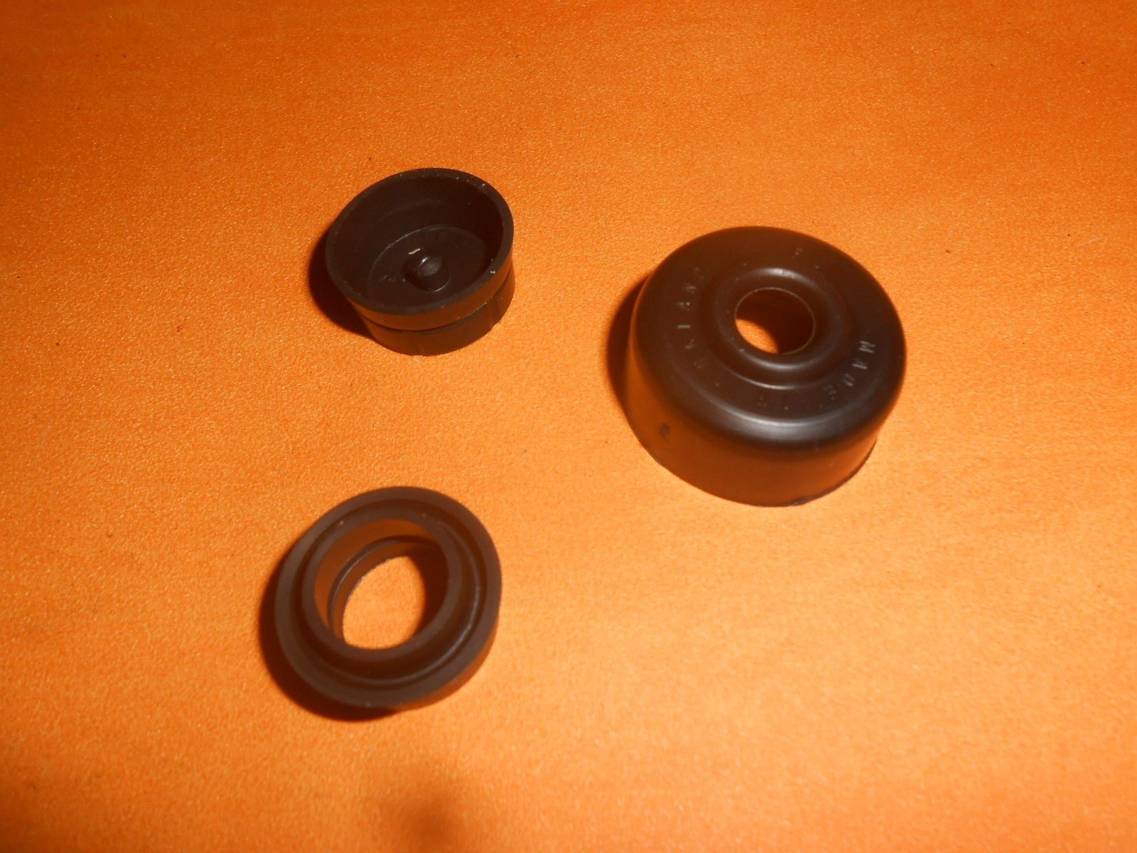TRIUMPH 2000 Mk1 Mk2 (1963-77) CLUTCH MASTER CYLINDER REPAIR KIT-SSB936 - Vroom Classics