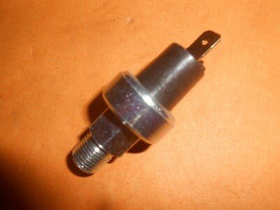 TRIUMPH DOLOMITE 1.3, 1.5, 1.85, SPRINT (1972 - 82) OIL PRESSURE SWITCH - 50620 - Vroom Classics