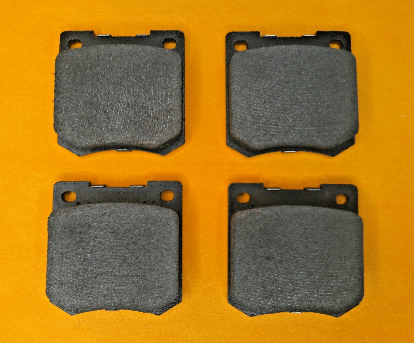 TRIUMPH DOLOMITE all engines (1972 - 1981) NEW BRAKE PADS - GENUINE BORG & BECK - Vroom Classics