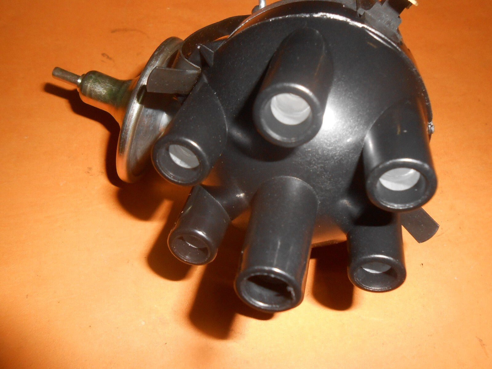 TRIUMPH GT6 (1966 - 73) POINTS IGNITION DISTRIBUTOR (Lucas 25D6 type) - Vroom Classics