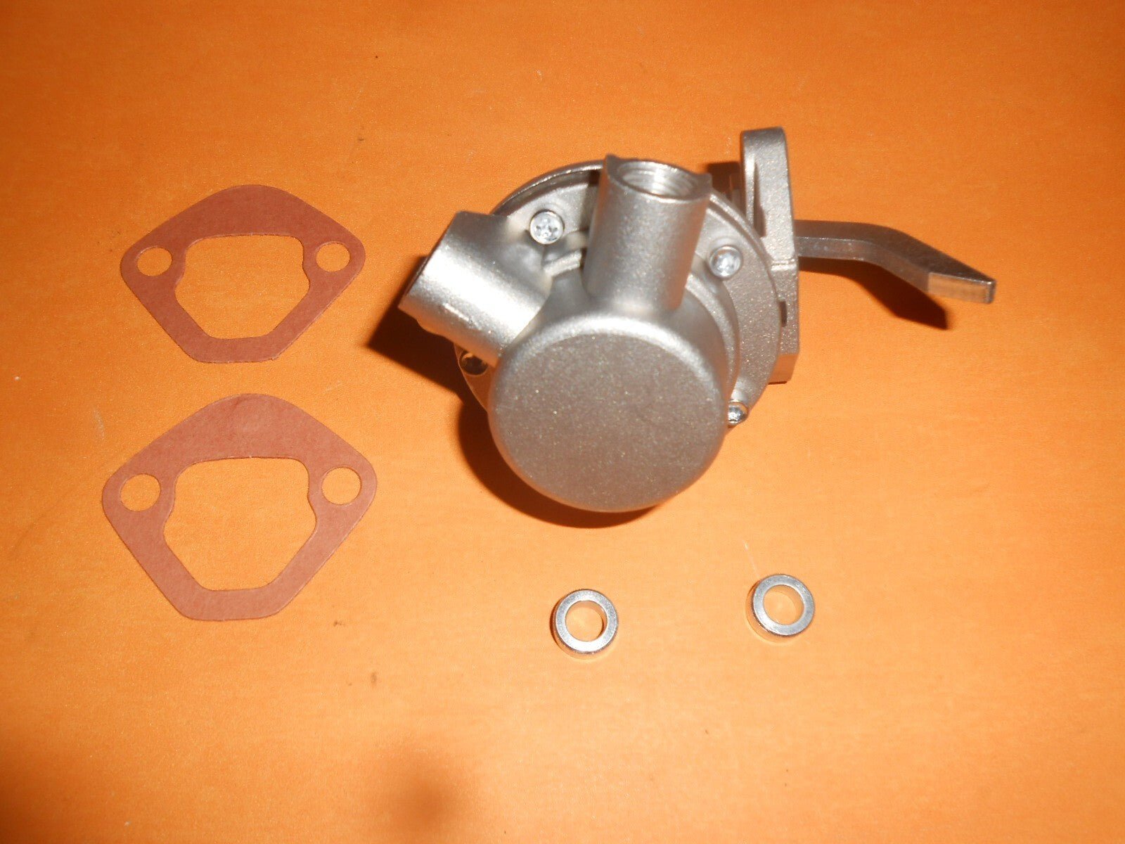 TRIUMPH HERALD 1200 1300 (1961 - 71) NEW MECHANICAL FUEL PUMP - QFP118 - Vroom Classics