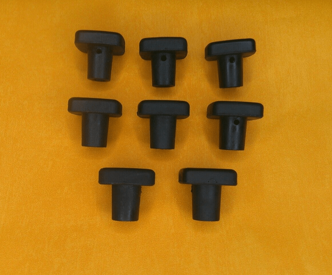 TRIUMPH TR5 TR6 DASHBOARD INSTRUMENT KNOBS x 8 - Vroom Classics