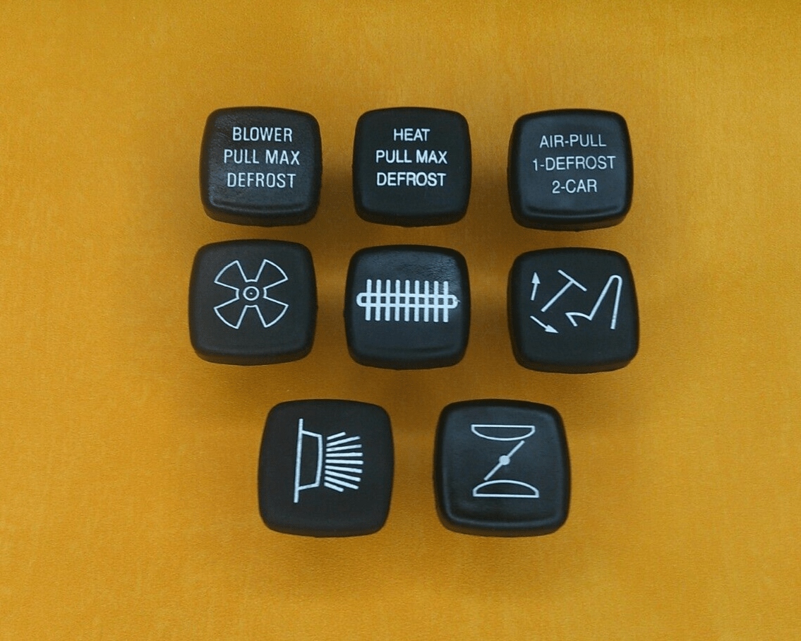 TRIUMPH TR5 TR6 DASHBOARD INSTRUMENT KNOBS x 8 - Vroom Classics