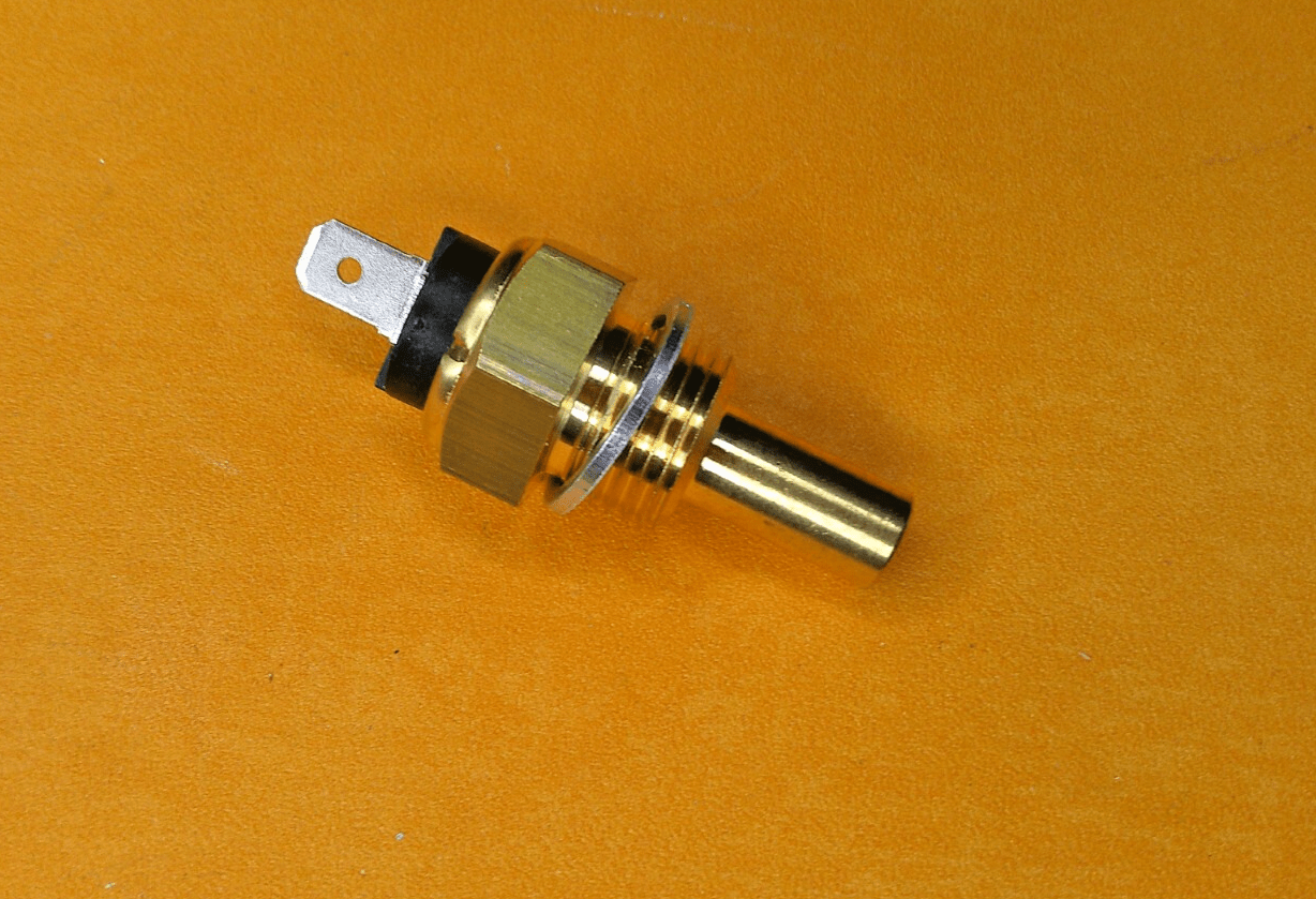 TRIUMPH TR7 TR8 (1975-1981) WATER TEMPERATURE SENDER TRANSMITTER -52730 - Vroom Classics
