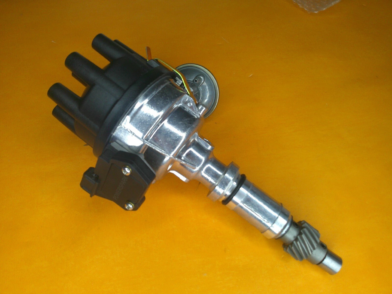 TRIUMPH TR8 1979â1982 ELECTRONIC IGNITION DISTRIBUTOR - Vroom Classics