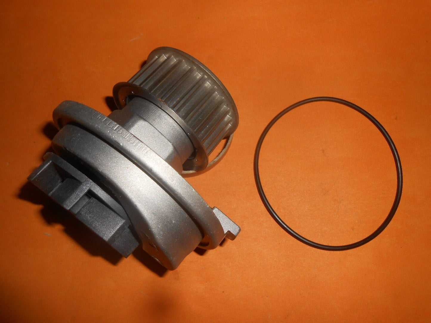 VAUXHALL ASTRA,FRONTERA,CALIBRA 1.8, 2.0, 2.2 NEW 25 teeth WATER PUMP - QCP3059 - Vroom Classics