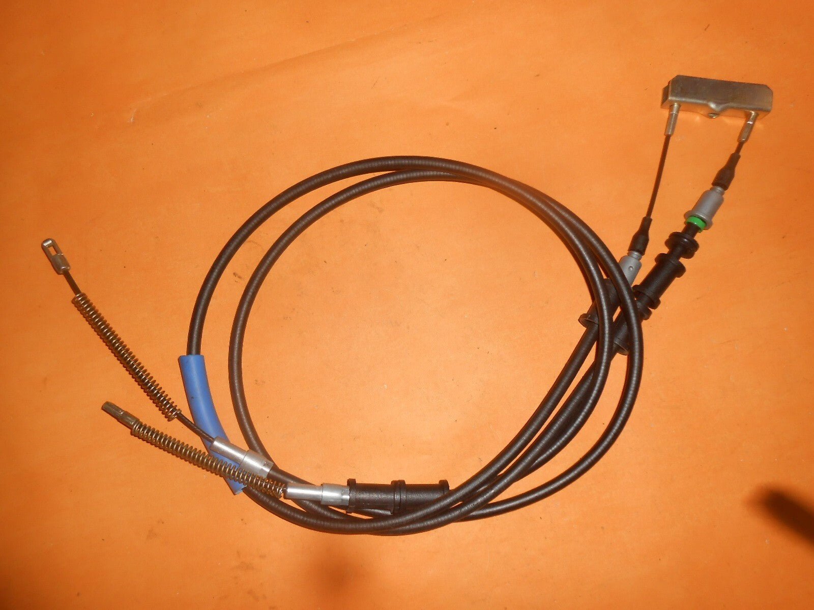 VAUXHALL OPEL CORSA COMBO (1993 - to Ch.V3999999) NEW HAND BRAKE CABLE - BC2417 - Vroom Classics
