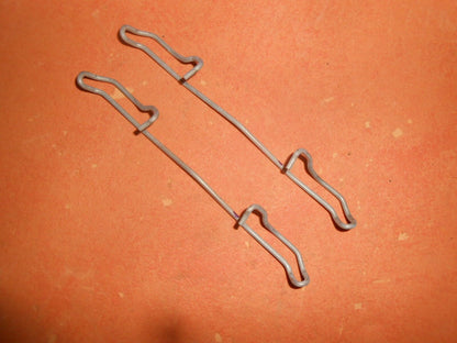 VAUXHALL VECTRA 1.6, 1.8i, 2.0i 8v (1995 on) ATE BRAKE PAD Fixing Kit - BFK655 - Vroom Classics