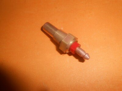 VAUXHALLCAVALIER Mk1 1300 (1977 - 81)New Temperature Sender - Push on type 52790 - Vroom Classics