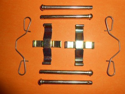 VOLKSWAGEN POLO, DERBY (1975 - 85) NEW BRAKE PAD Fixing Kit - FBA409 - Vroom Classics