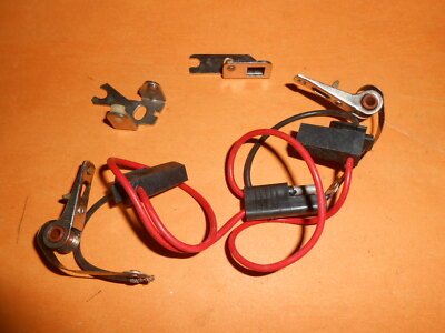 VOLVO 262, 264, 265 2.7 B27 (1975 - 1981) Ducellier NEW CONTACT SET - 22180 - Vroom Classics