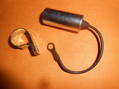 VOLVO 340, 343, 345 B14 (1976 - 84) Ducellier type IGNITION CONDENSER - 33650 - Vroom Classics
