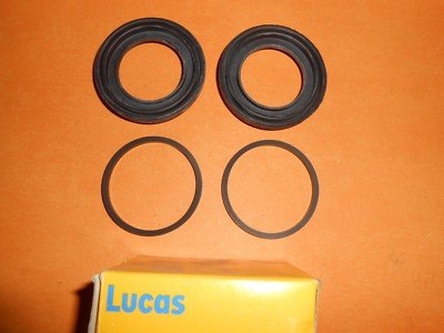 VOLVO 340, 360 (80 - 85) FRONT BRAKE CALIPER REPAIR KIT - Genuine LUCAS SP7395 - Vroom Classics