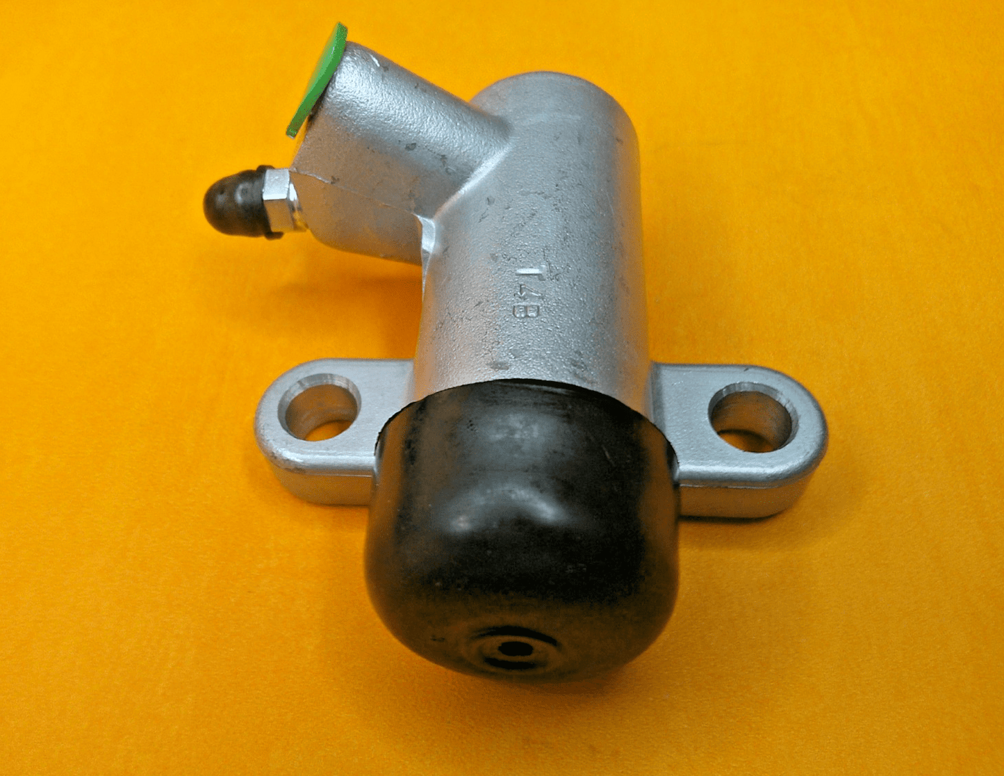 WOLSELEY 16/60 (1961 - 1971) NEW CLUTCH SLAVE CYLINDER - 7/8" bore - Vroom Classics