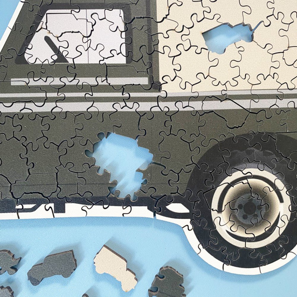 WOODEN SHAPED LAND ROVER JIGSAW - Vroom Classics